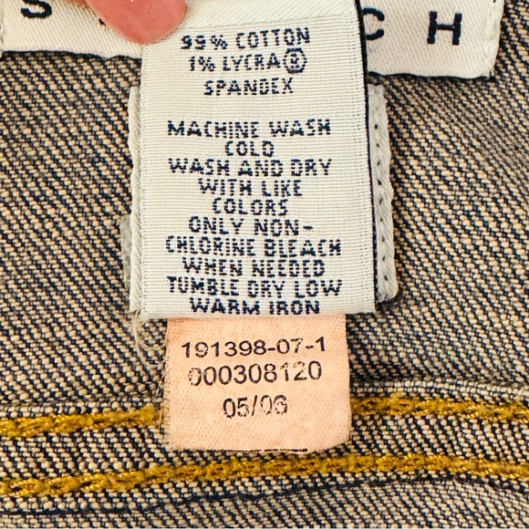 The Gap Light Blue Stretch Jean Jacket Sz Medium - Picture 8 of 14